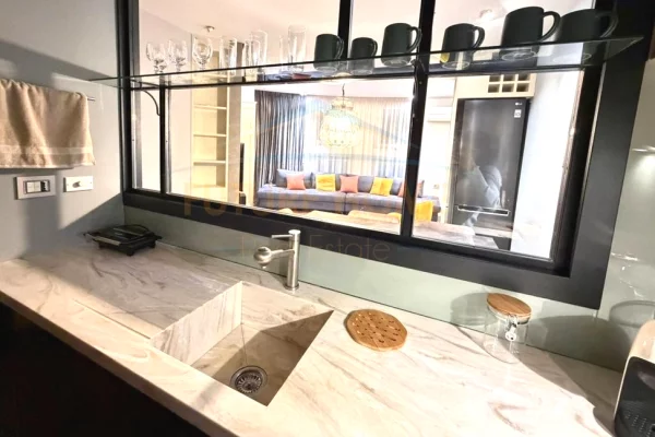 Appartamento in vendita a Tirana 2+1, Arredato