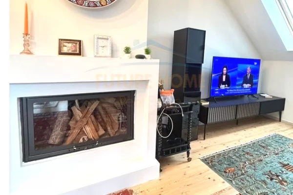 Appartamento in vendita a Tirana 2+1, Arredato