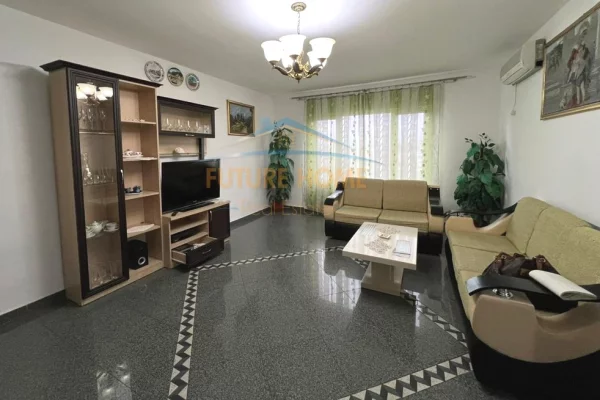 House for Rent 3+1 in Tirana - 600 Euro