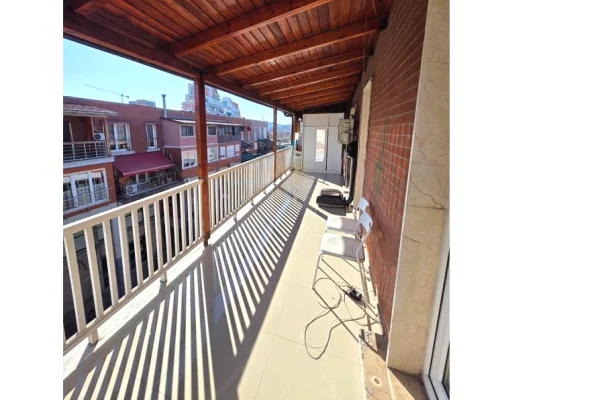 Appartamento in vendita a Tirana 3+1, SemiArredato