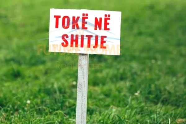 Truall ose Toke ne Elbasan - 86,000 Euro