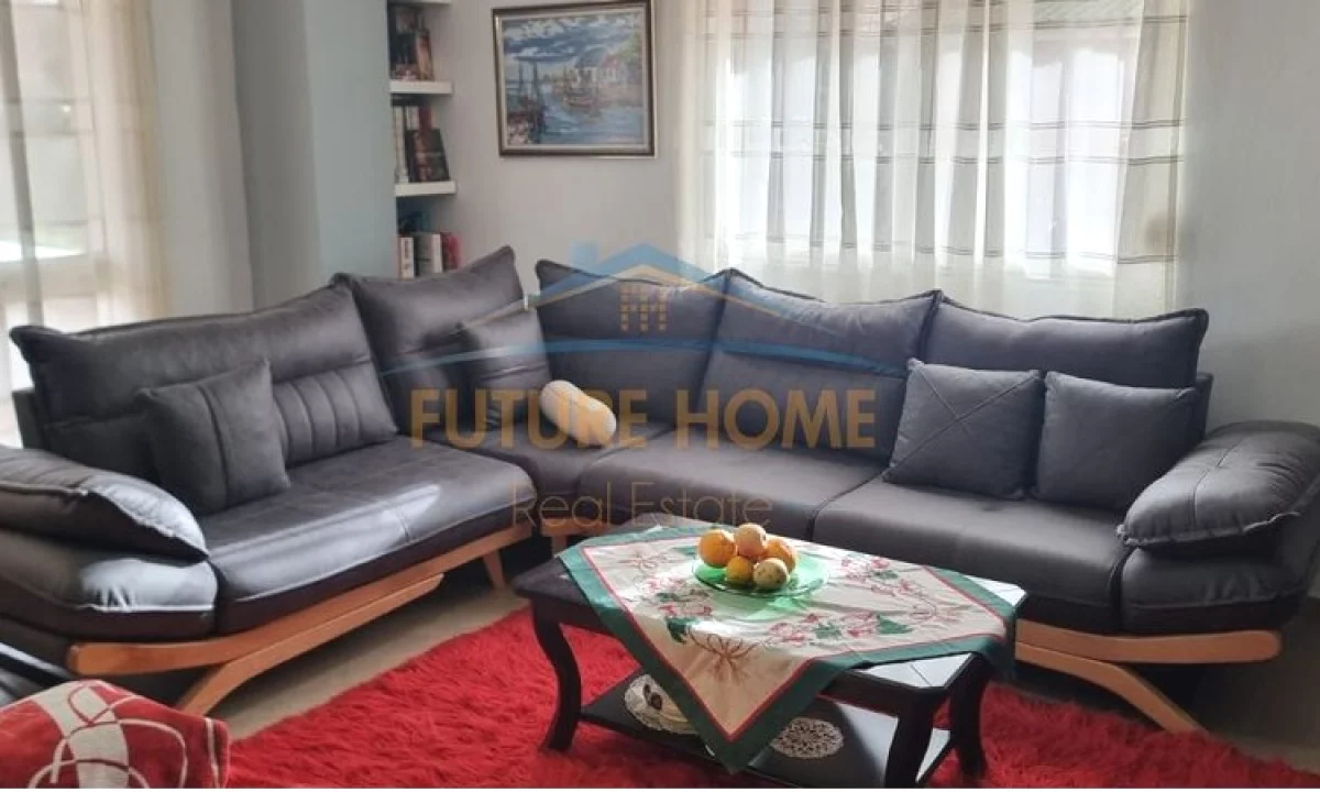 Appartamento in vendita a Tirana 2+1, Arredato