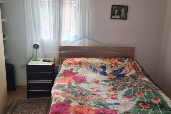 Appartamento in vendita a Tirana 2+1, Arredato