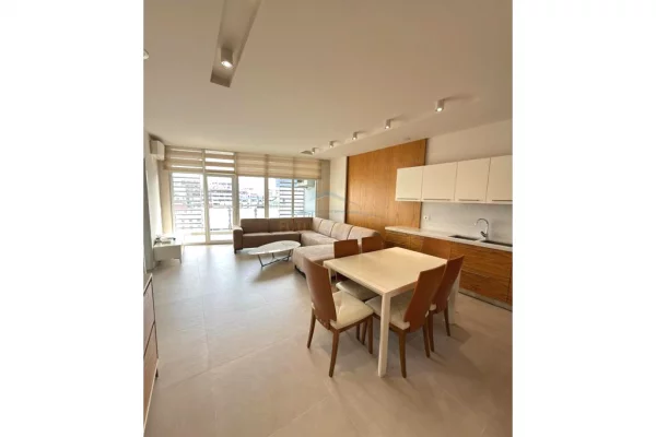 Shtepi me qera Apartament ne Tirane, 2+1, Mobilimi E mobiluar, Pagesa 620  Euro.