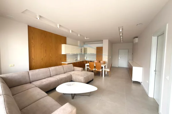 Shtepi me qera Apartament ne Tirane, 2+1, Mobilimi E mobiluar, Pagesa 620  Euro.