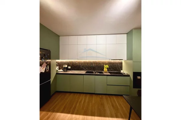 Shtepi ne shitje Apartament ne Tirane, 2+1, Mobilimi E mobiluar, Pagesa 310,000  Euro.