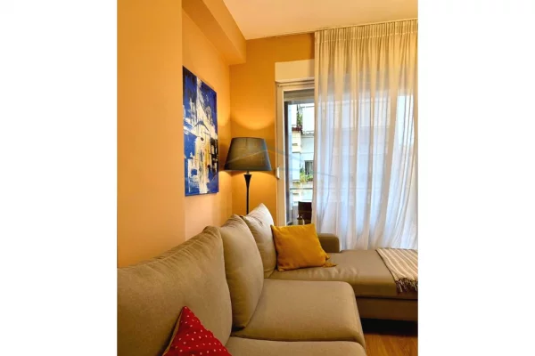 Shtepi ne shitje Apartament ne Tirane, 2+1, Mobilimi E mobiluar, Pagesa 310,000  Euro.