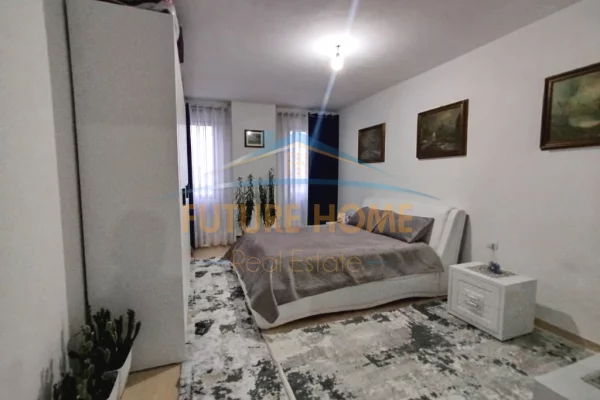 Shitet, Apartament 1+1, Kamez