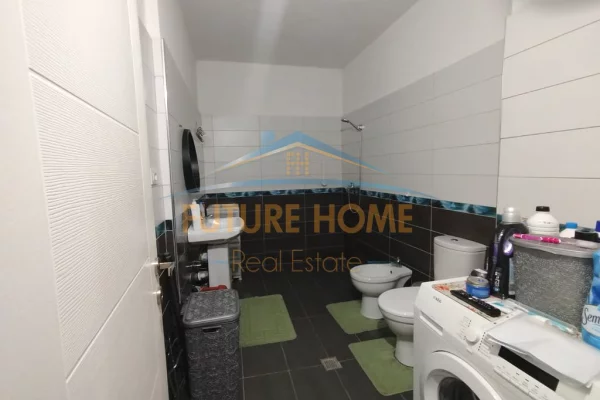 Appartamento in vendita a Tirana 1+1, Arredato