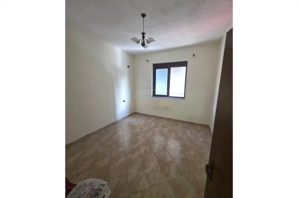 Ambient Biznesi, Rruga Panorama, Tirane.