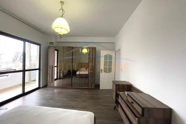 Shtepi me qera Apartament ne Tirane, 2+1, Mobilimi E mobiluar, Pagesa 600  Euro.