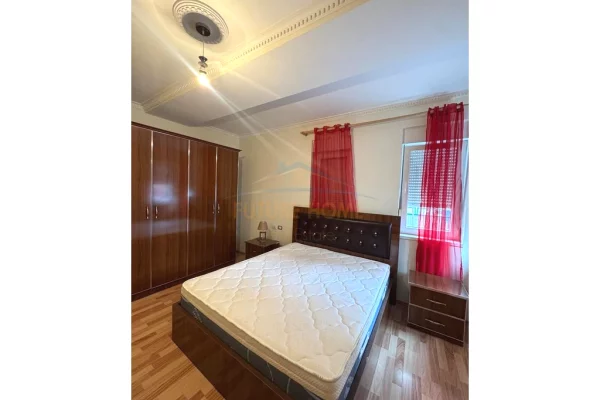 Appartamento in vendita a Tirana 1+1, Arredato