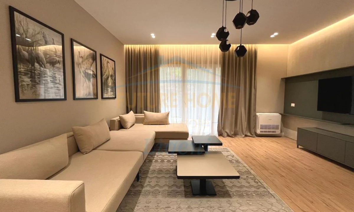 Appartamento in affitto a Tirana 2+1, Arredato