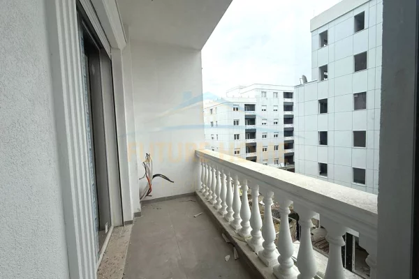Appartamento in vendita a Tirana 2+1, Vuoto