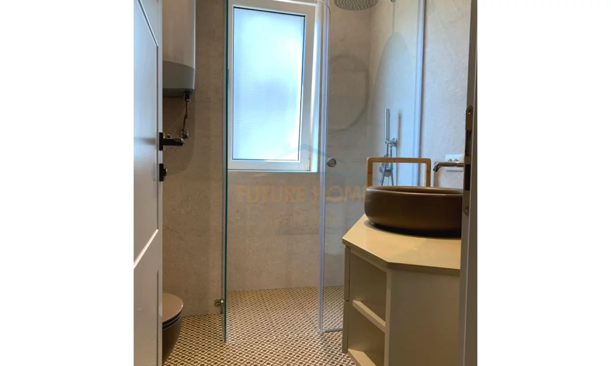 Appartamento in affitto a Tirana 2+1, Arredato