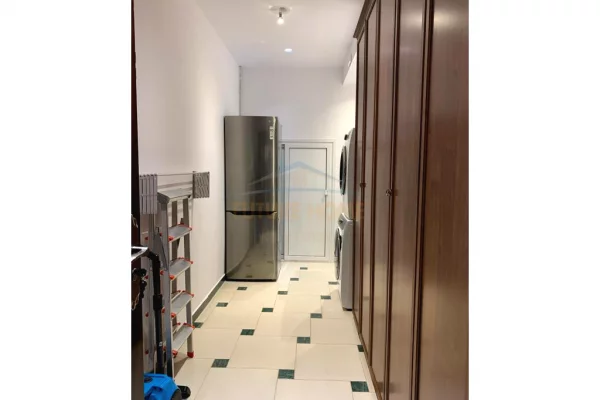 Appartamento in affitto a Tirana 2+1, Arredato