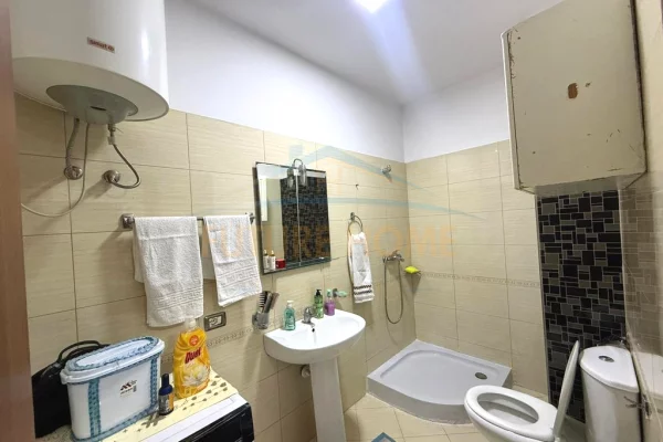 Appartamento in affitto a Tirana 2+1, Arredato