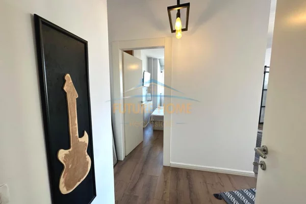 Appartamento in vendita a Tirana 2+1, Arredato