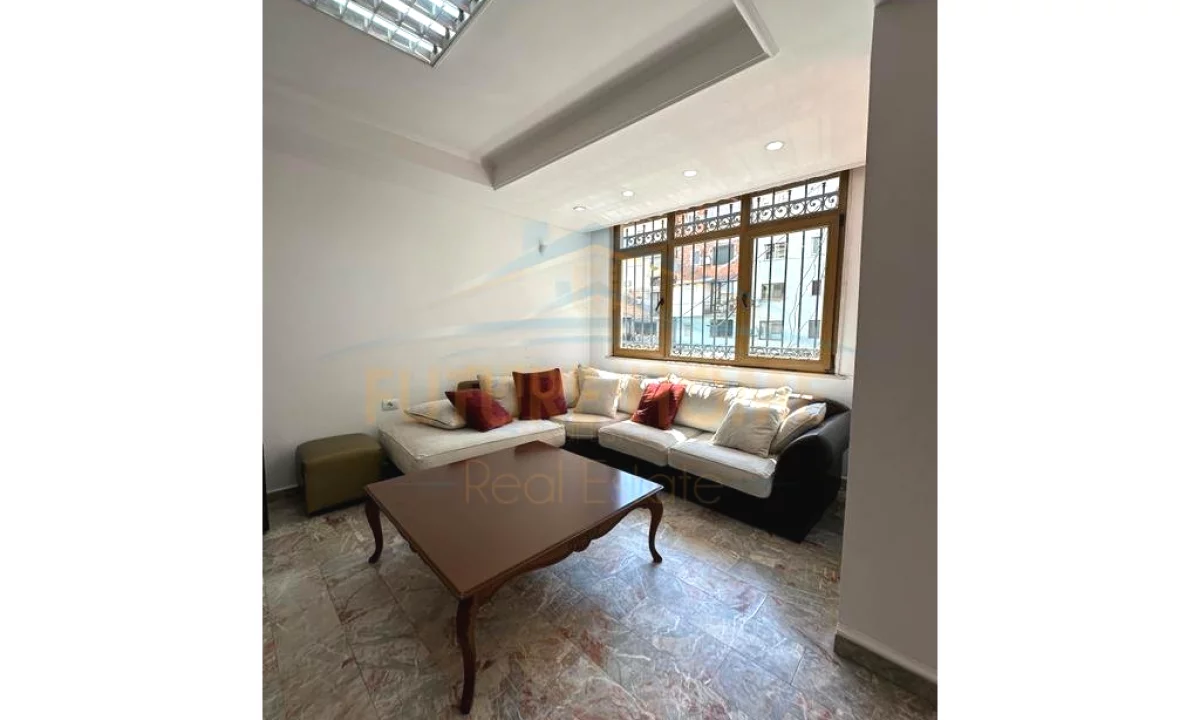 Qira, Ambient per zyra, Sheshi Willson