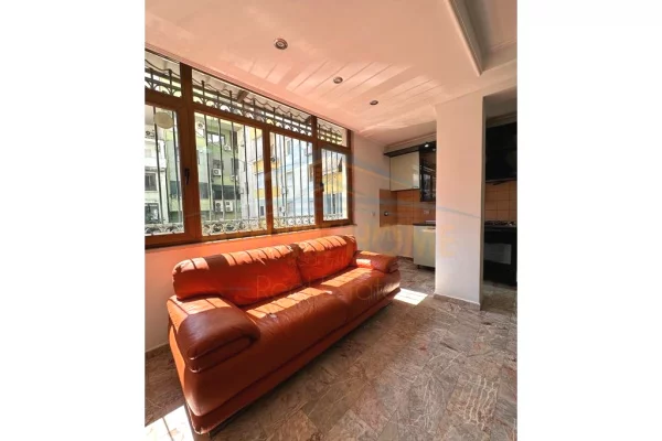 Shtepi ne shitje Apartament ne Tirane, 2+1, Mobilimi Bosh, pa mobiluar, Pagesa 189,000  Euro.