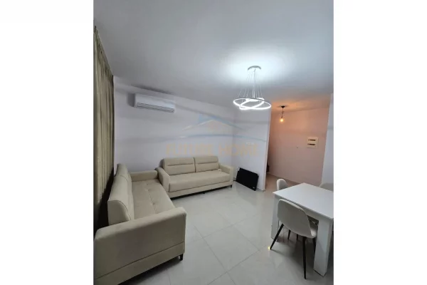 Shtepi me qera Apartament ne Tirane, 2+1, Mobilimi Bosh, pa mobiluar, Pagesa 550  Euro.