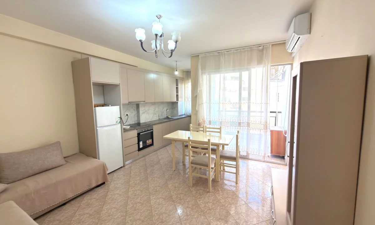 Shtepi me qera Apartament ne Tirane, 2+1, Mobilimi E mobiluar, Pagesa 55,000  Leke.