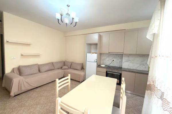 Shtepi me qera Apartament ne Tirane, 2+1, Mobilimi E mobiluar, Pagesa 55,000  Leke.