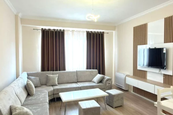 Shtepi me qera 1+1 ne Tirane - 450 Euro