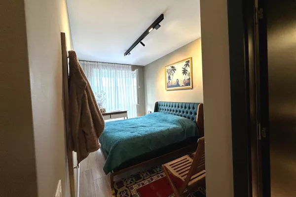 Shtepi ne shitje Apartament ne Tirane, 3+1, Mobilimi E mobiluar, Pagesa 300,000  Euro.