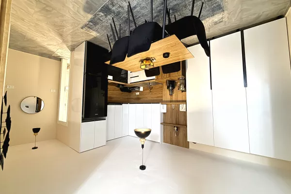 Shtepi ne shitje Apartament ne Tirane, 2+1, Mobilimi E mobiluar, Pagesa 115,000  Euro.