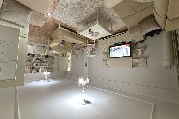 Shtepi ne shitje Apartament ne Tirane, 2+1, Mobilimi E mobiluar, Pagesa 264,500  Euro.