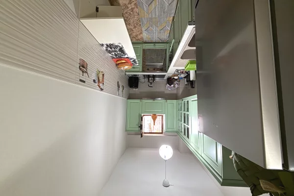 Shtepi ne shitje Apartament ne Tirane, 2+1, Mobilimi E mobiluar, Pagesa 264,500  Euro.