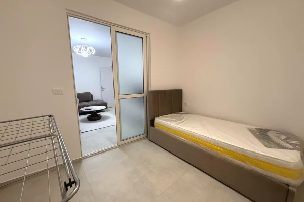 Shtepi me qera Apartament ne Tirane, 2+1, Mobilimi E mobiluar, Pagesa 650  Euro.