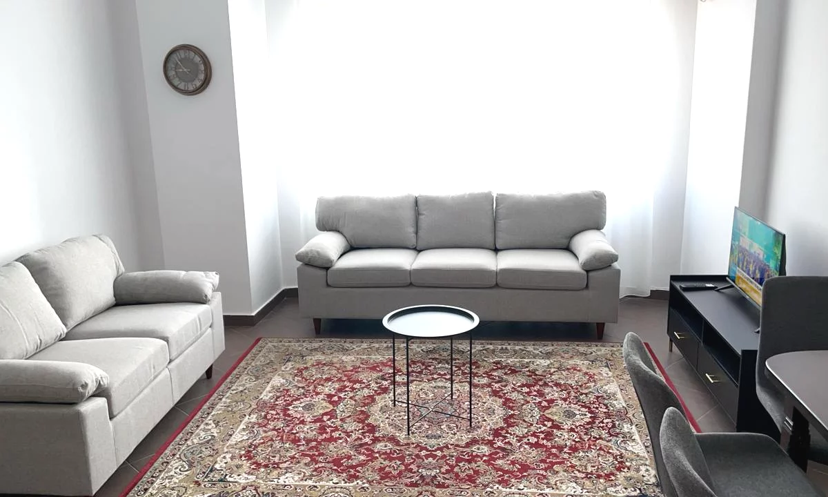 Shtepi me qera Apartament ne Tirane, 1+1, Mobilimi E mobiluar, Pagesa 500  Euro.