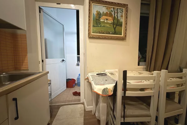 Shtepi me qera Apartament ne Tirane, 2+1, Mobilimi E mobiluar, Pagesa 750  Euro.