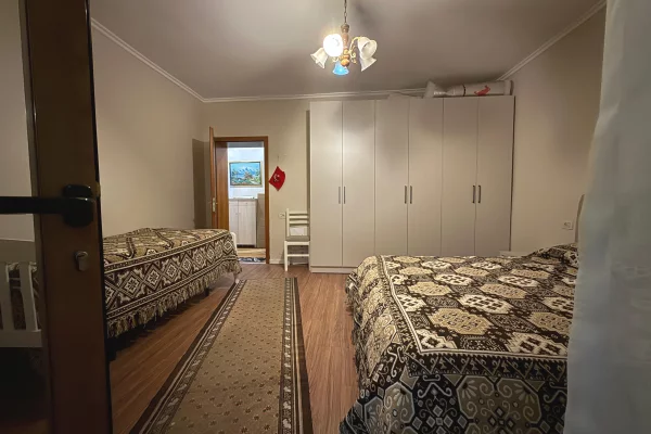 Shtepi me qera Apartament ne Tirane, 2+1, Mobilimi E mobiluar, Pagesa 750  Euro.