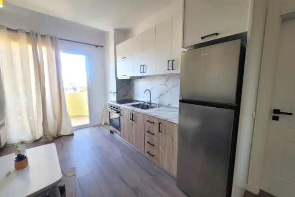 Shtepi ne shitje Apartament ne Tirane, 1+1, Mobilimi E mobiluar, Pagesa 115,000  Euro.
