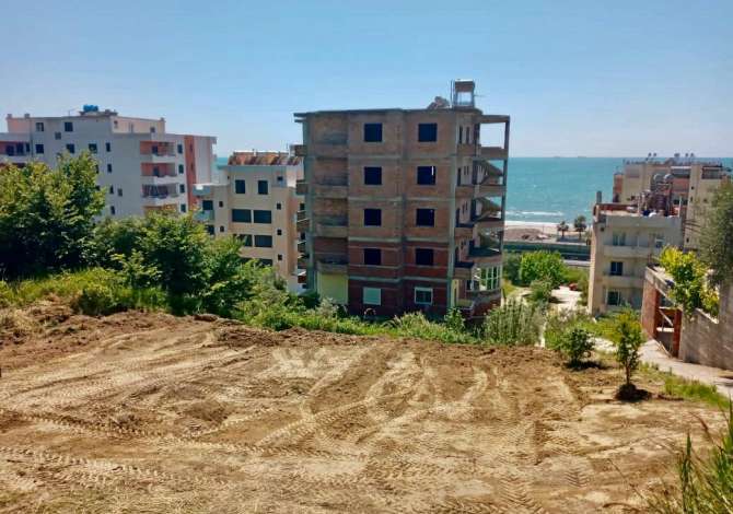 Truall ose Toke ne Durres - 57,000 Euro