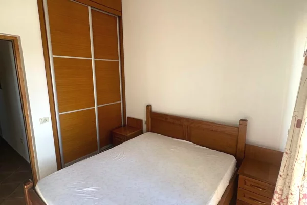 Shtepi me qera Apartament ne Tirane, 1+1, Mobilimi E mobiluar, Pagesa 60,000  Leke.