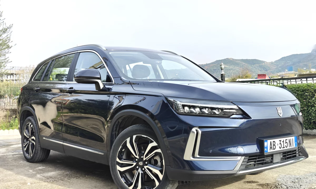 Auto in Vendita a Tirana, Tjeter, 2023 Elektrike,Kambio Automatik Pagamento 18,700  Euro.