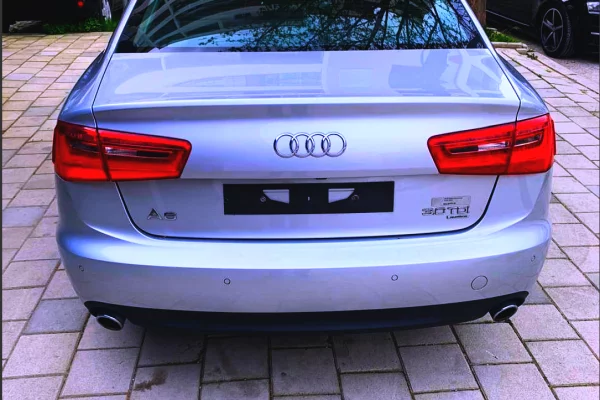 Auto in Vendita a Valona, Audi, 2014 Diesel,Kambio Automatik Pagamento 7,499  Euro.