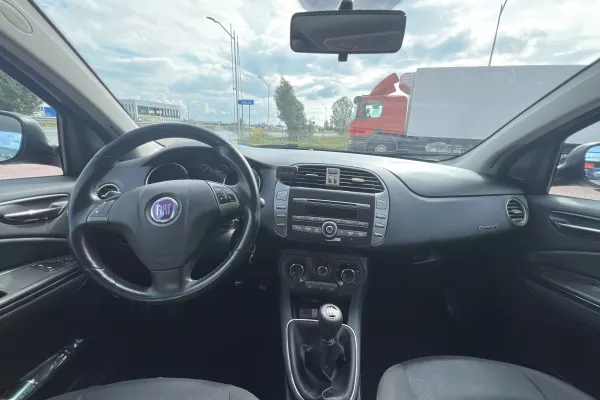 Auto in Vendita a Lushnja - 2,000 Euro