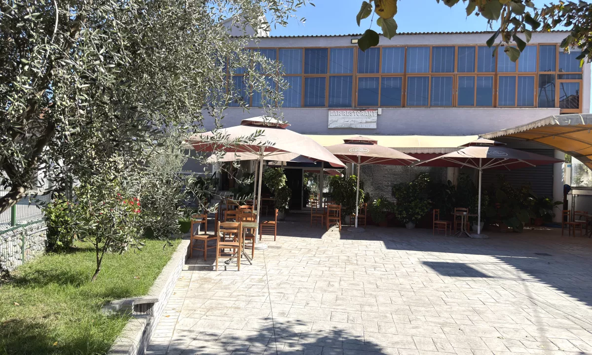 Jepet me qera ambjenti