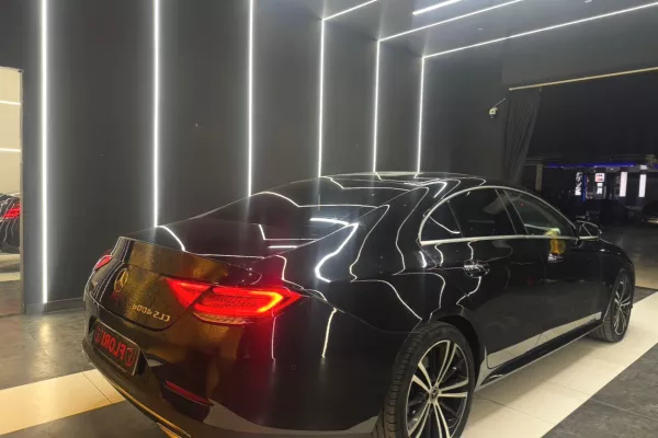 Auto in Vendita a Tirana, Mercedes-Benz, 2019 Diesel,Kambio Automatik Pagamento 29,500  Euro.