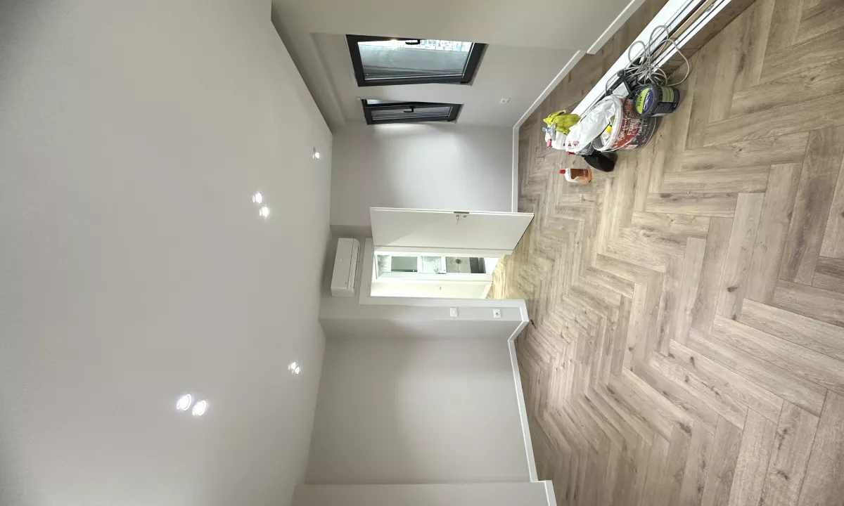 Shtepi me qera Apartament ne Tirane, 2+1, Mobilimi Bosh, pa mobiluar, Pagesa 1,250  Euro.