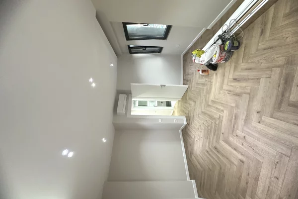 Shtepi me qera Apartament ne Tirane, 2+1, Mobilimi Bosh, pa mobiluar, Pagesa 1,100  Euro.