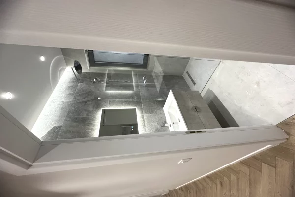 Shtepi me qera Apartament ne Tirane, 2+1, Mobilimi Bosh, pa mobiluar, Pagesa 1,100  Euro.