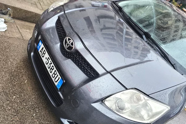 Auto in Vendita a Tirana, Toyota, 2008 Diesel,Kambio Automatik Pagamento 4,500  Euro.