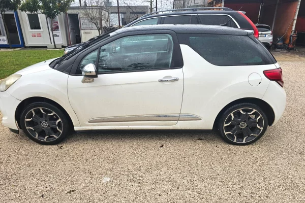 Auto in Vendita a Tirana - 3,500 Euro