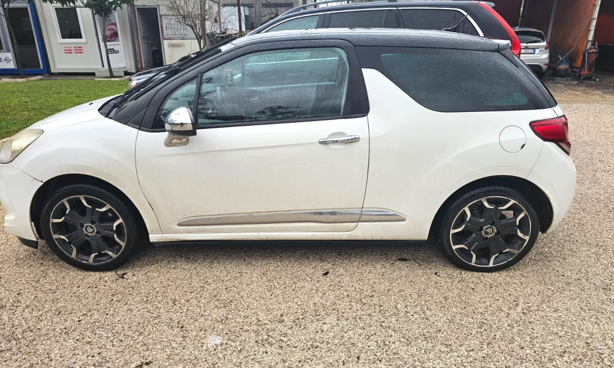 Auto in Vendita a Tirana, Citroen, 2010 Benzine,Kambio Manual Pagamento 3,500  Euro.